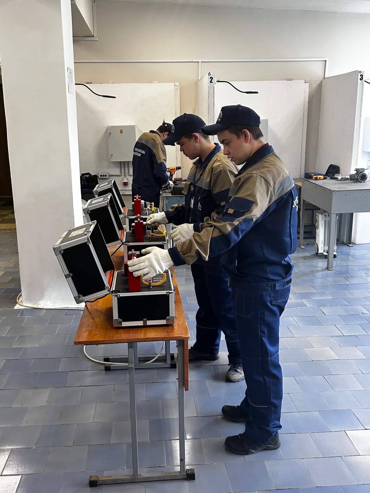 Демонстрационный экзамен в группе ДЭ-4 по специальности 13.02.11  «Техническая эксплуатация и обслуживание электрического и  электромеханического оборудования (по отраслям)» | Воскресенский колледж